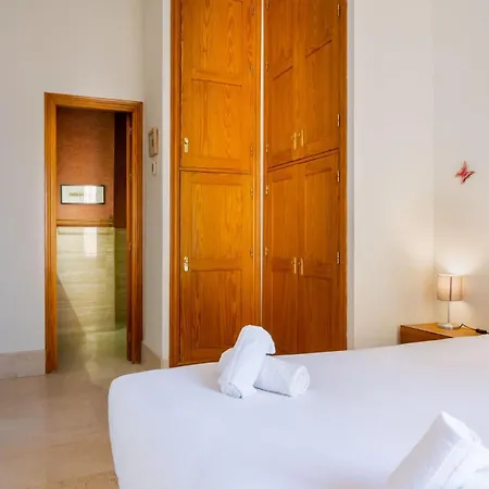 Large And Practic - 3bd 2bth- Arenal Siviglia