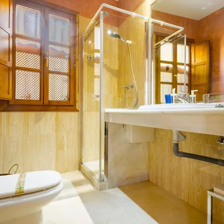Large And Practic - 3bd 2bth- Arenal