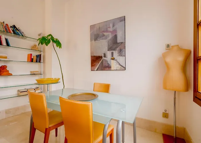 Large And Practic - 3bd 2bth- Arenal * Sevilla