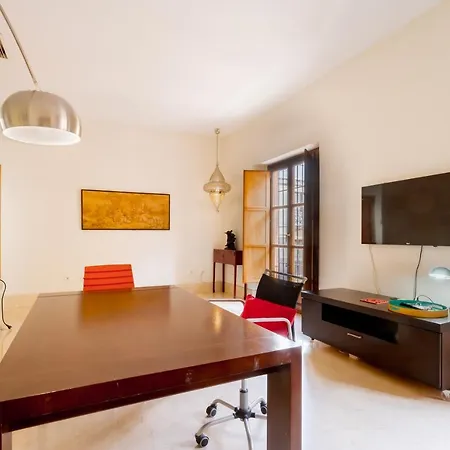 Large And Practic - 3bd 2bth- Arenal Sevilla